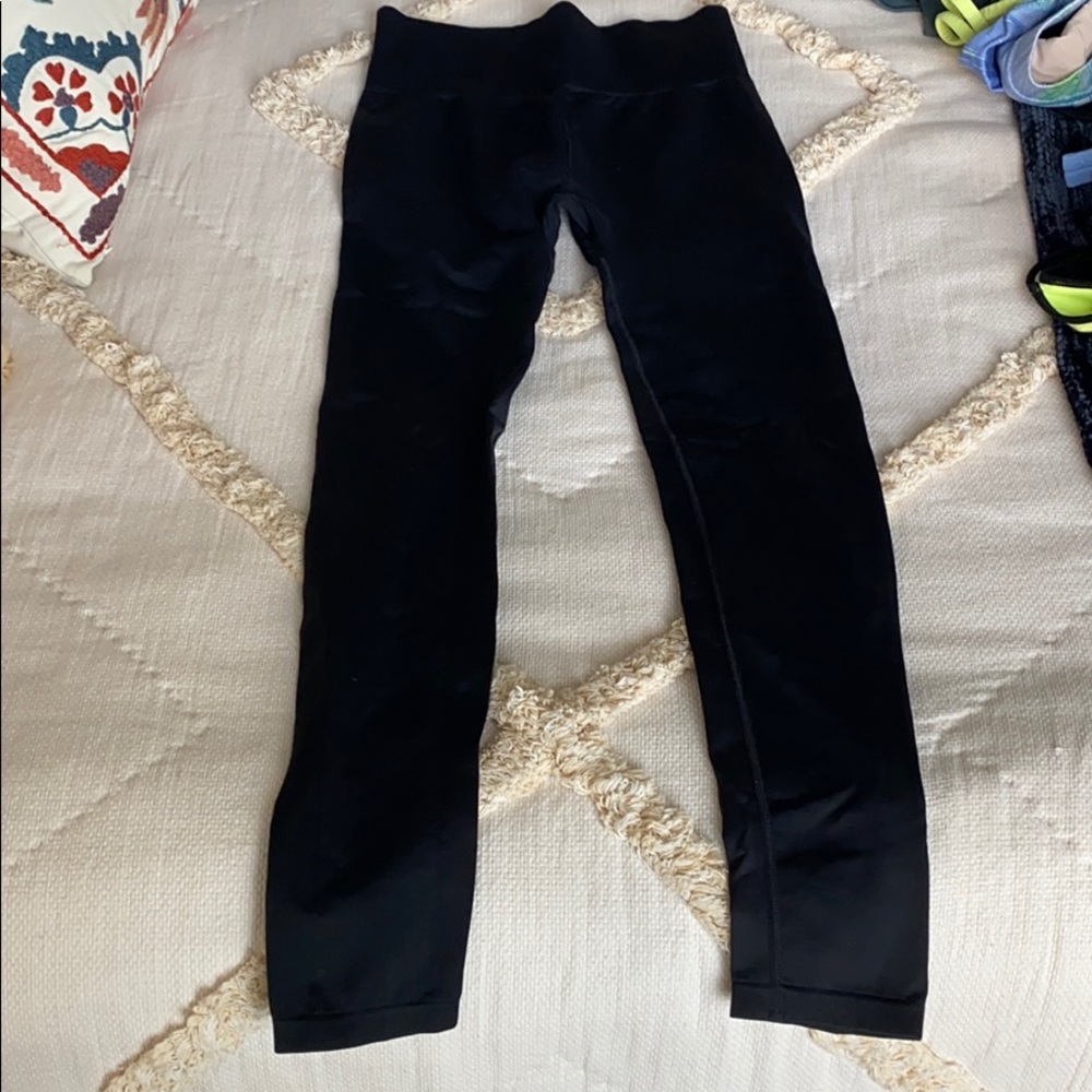 Black high waisted spandex leggings